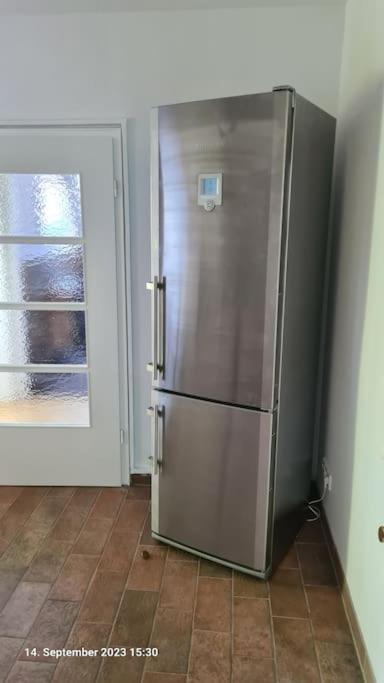 Modernes Mit 3 Zimmern Apartment Karlsruhe